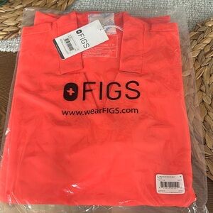 FIGS Fiery Coral Inala Top Medium